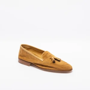 Mocassino con nappine Edward Green Portland in camoscio beige (Mace baby calf)